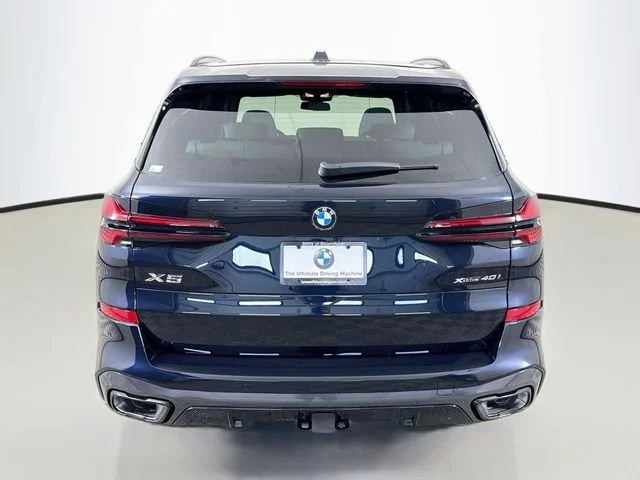 New 2026 Carbon Black Metallic BMW xDrive40i image 6
