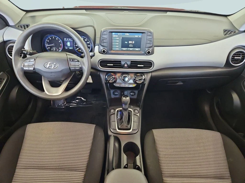 Used 2019 Sunset Orange Hyundai SE image 22