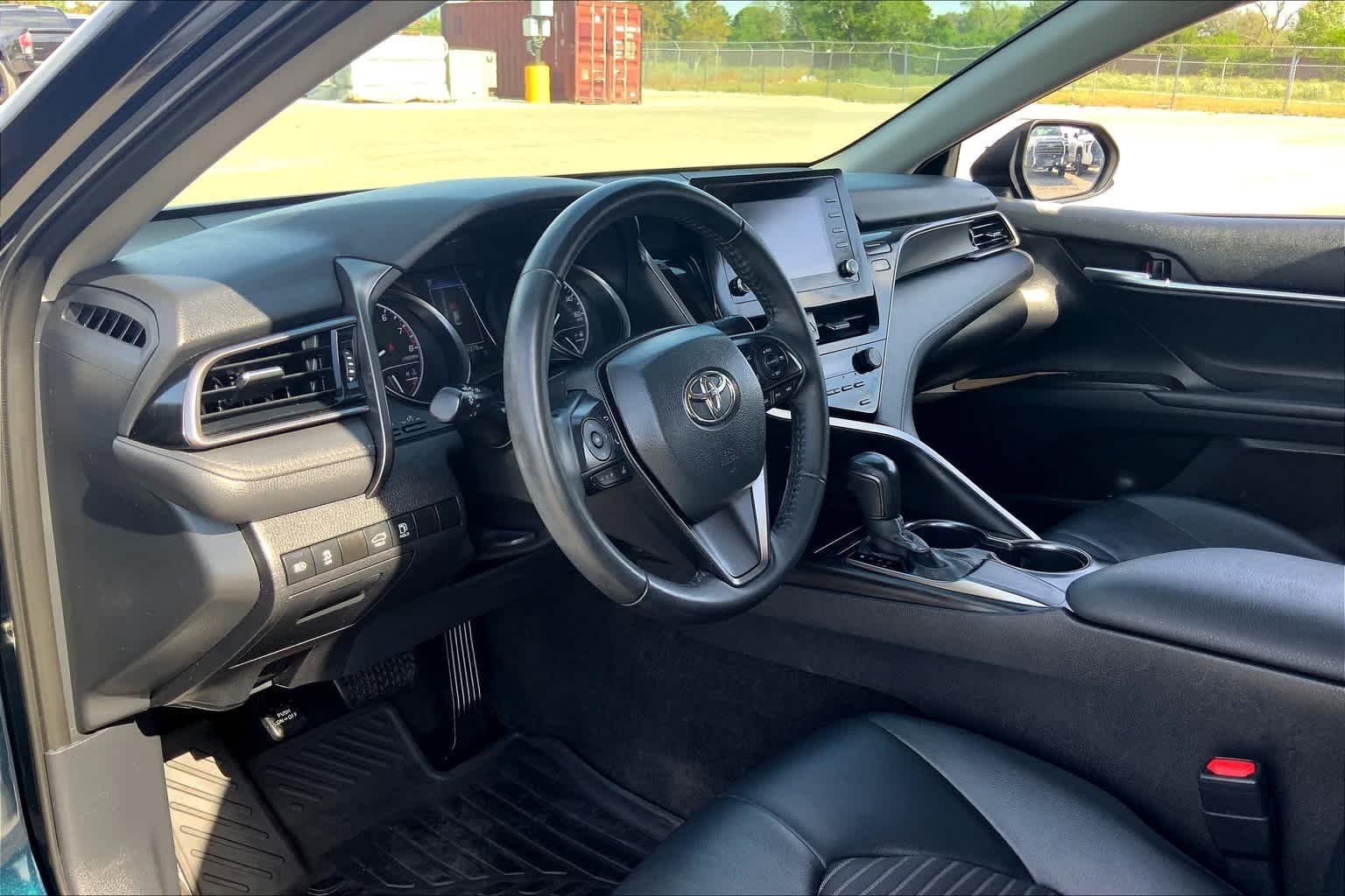 Used 2021 Galactic Aqua Mica Toyota SE image 17