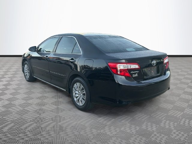 Used 2012 Black Toyota LE image 5