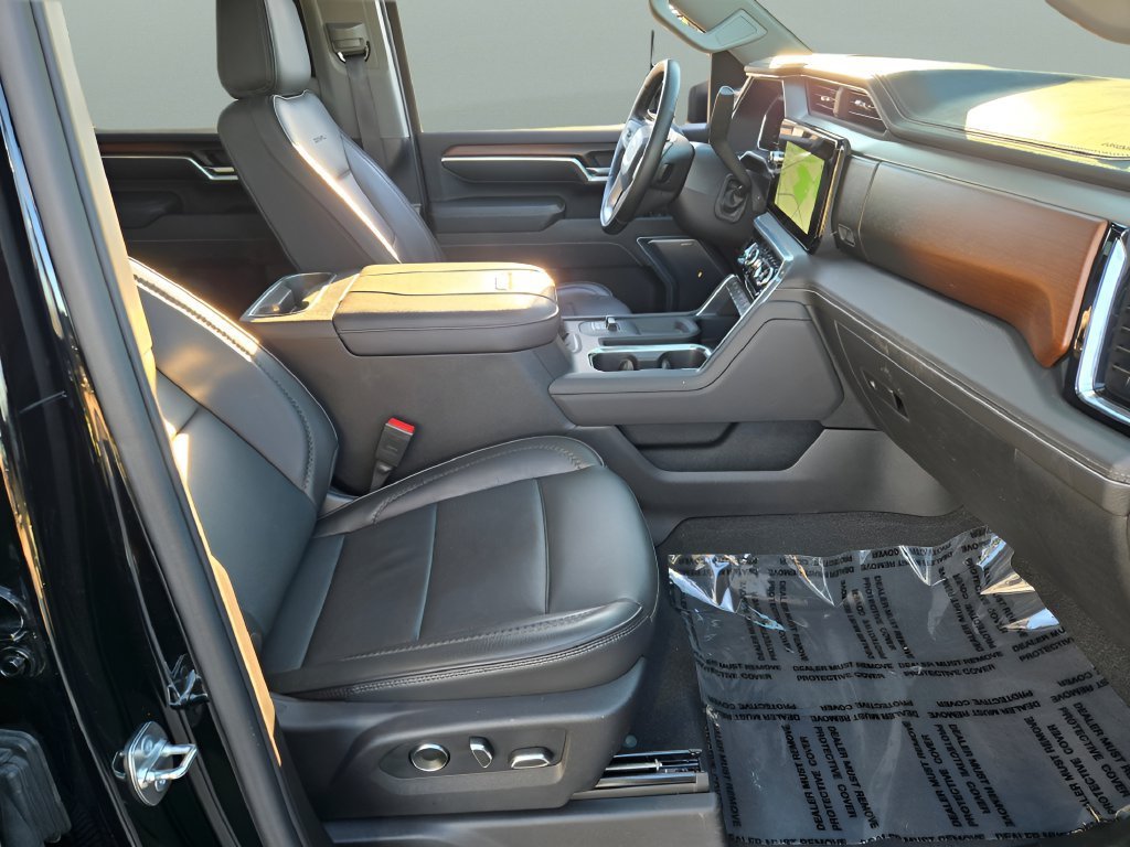 Certified Used 2025 Onyx Black GMC Denali image 9