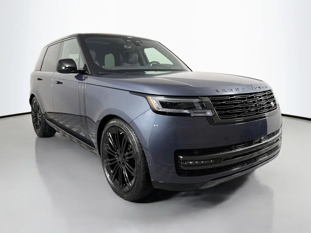 New 2026 Varesine Blue Land Rover SE image 3