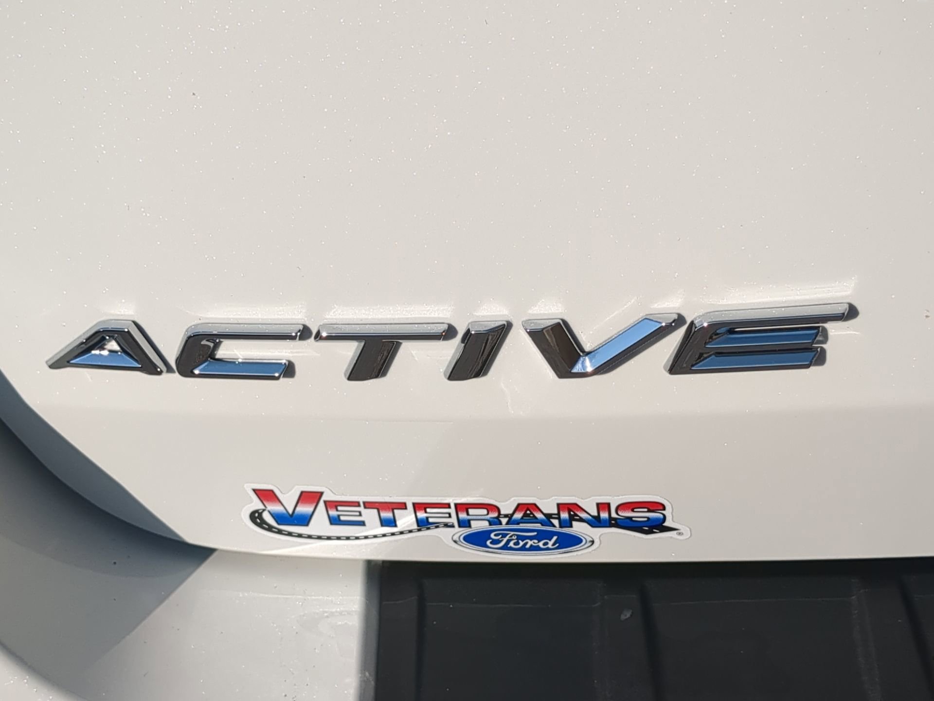 New 2026 Star White Metallic Tri-Coat Ford Active image 38