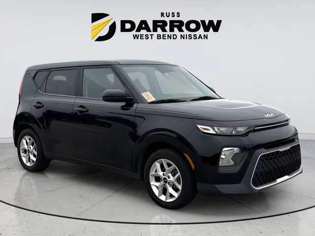 Used 2022 Black Kia LX image 9