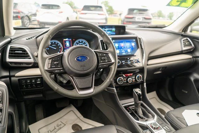 Used 2023 Silver Subaru Limited image 12