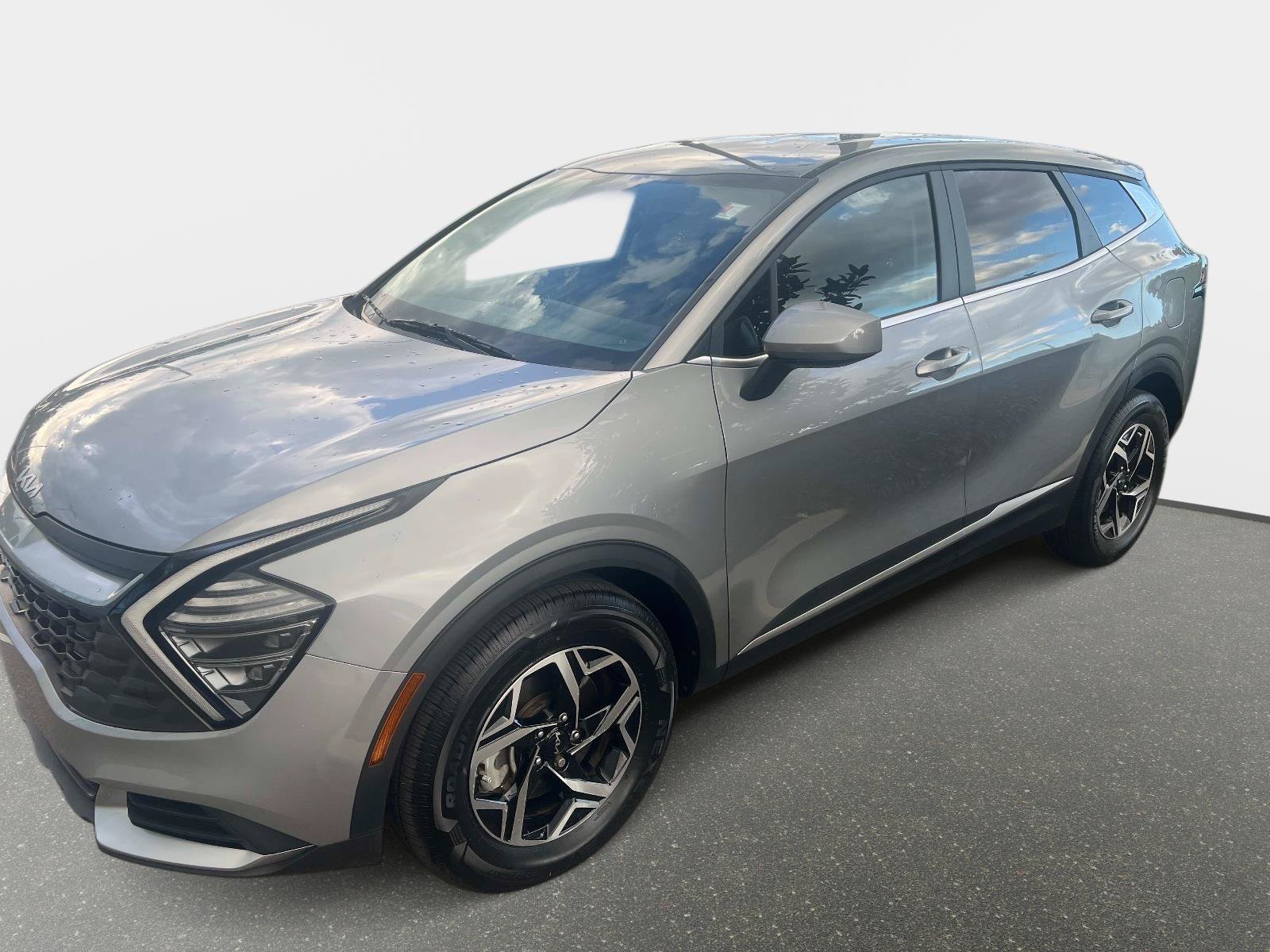 Used 2024 Steel Gray Kia LX image 1