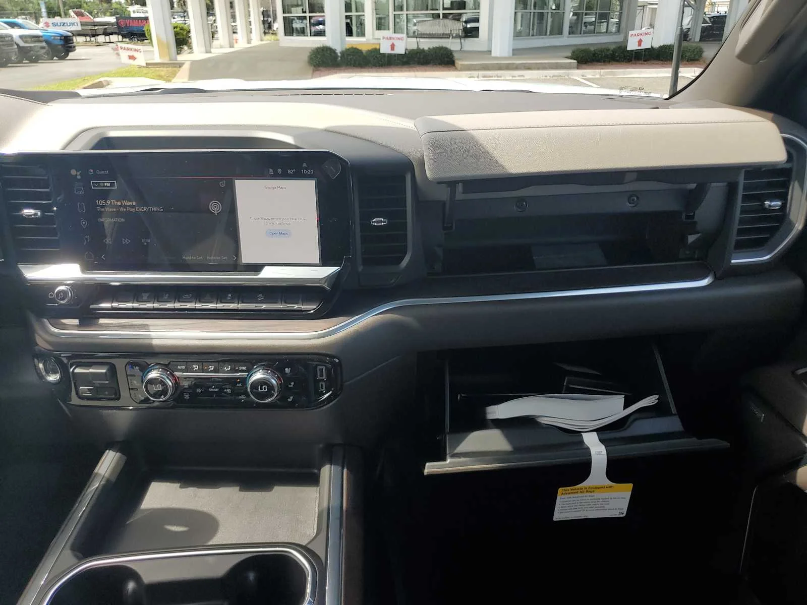 New 2026 Glacier White Tricoat GMC SLT image 18