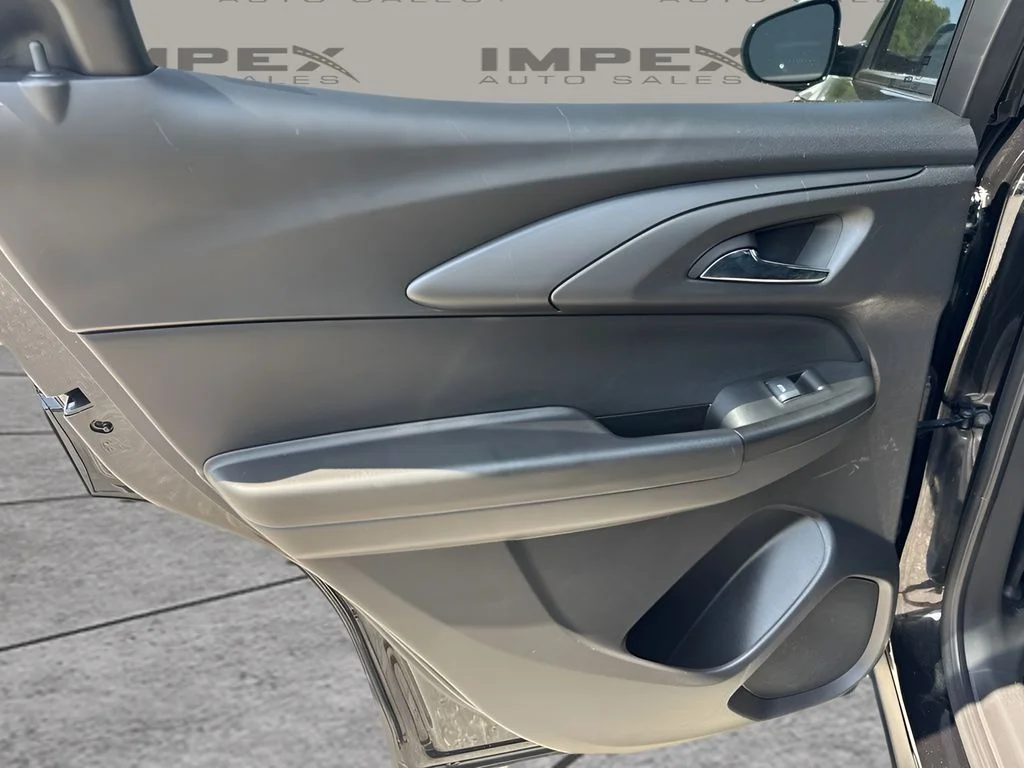 Used 2024 Black Chevrolet ACTIV image 28