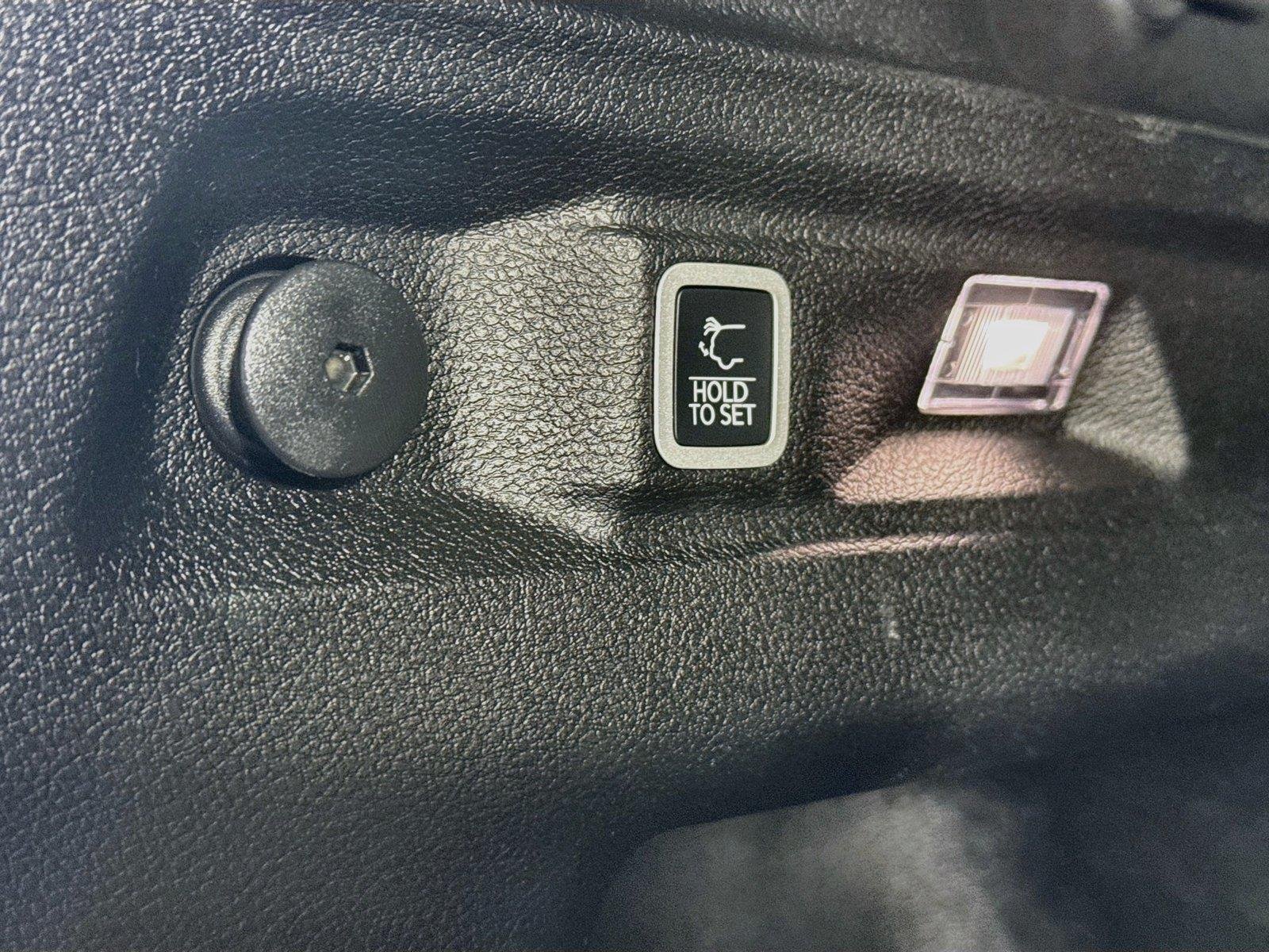Used 2024 Velvet Red Pearlcoat Jeep Altitude X image 38