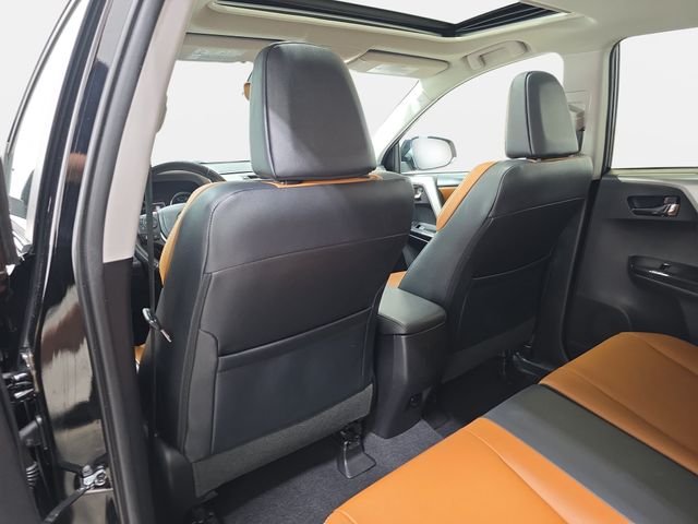 Used 2016 Black Toyota Limited image 12