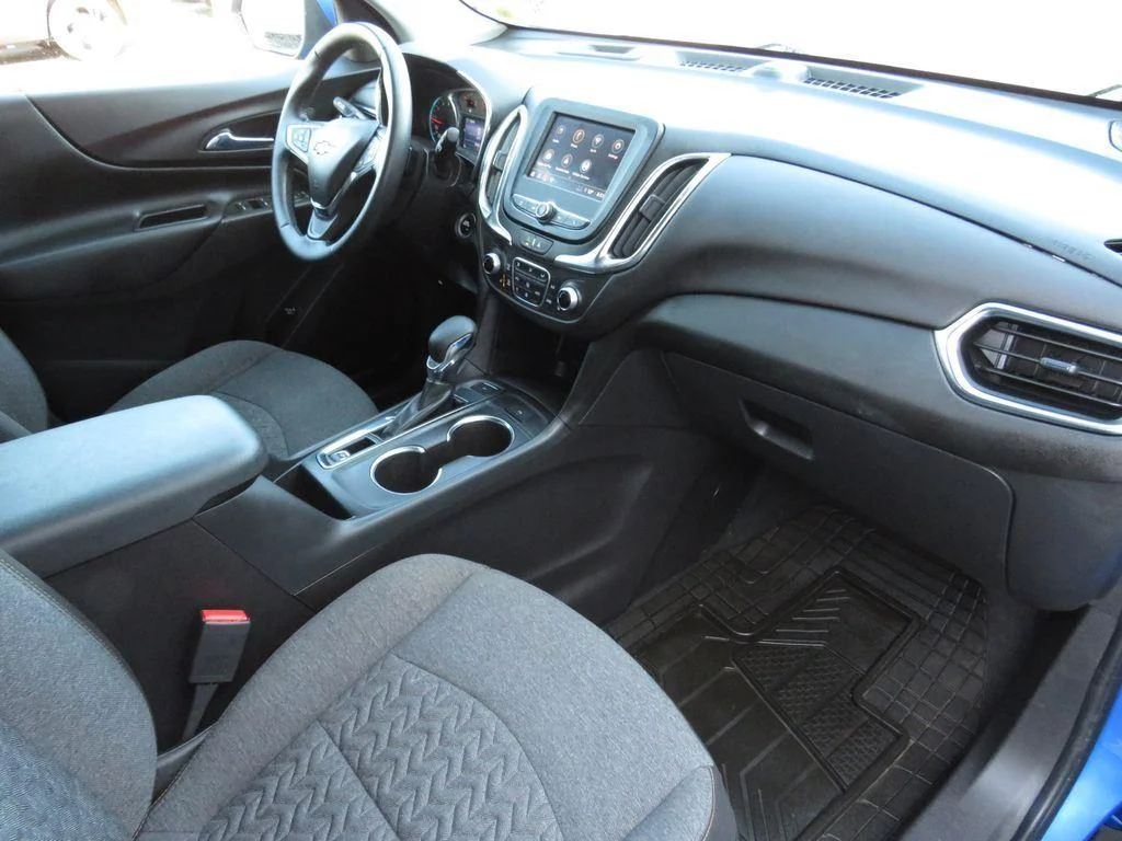 Used 2024 Riptide Blue Chevrolet LT image 24