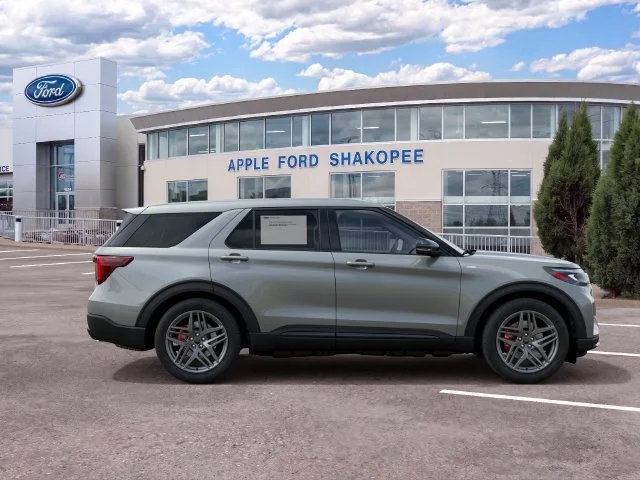 New 2027 White Ford ST-Line image 2