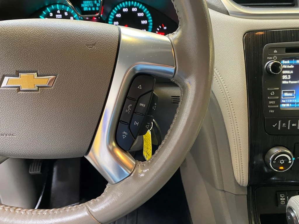 Used 2017 White Chevrolet LT image 31
