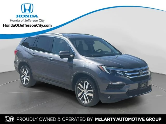 2017 Honda Pilot 4WD Touring's photo