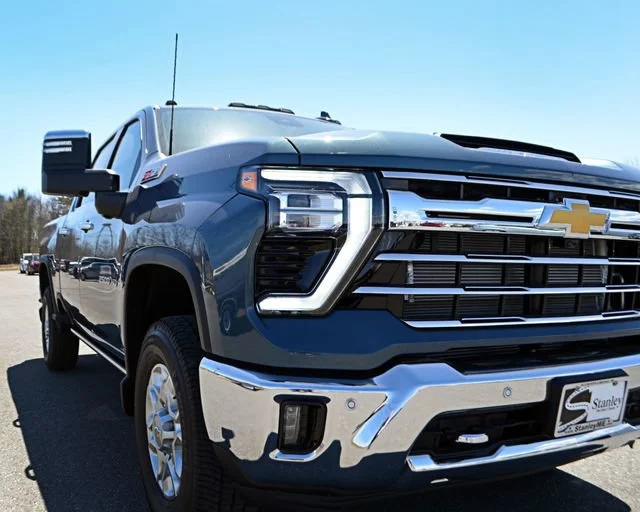 2026 Chevrolet Silverado 2500 HD LTZ - Photo 12