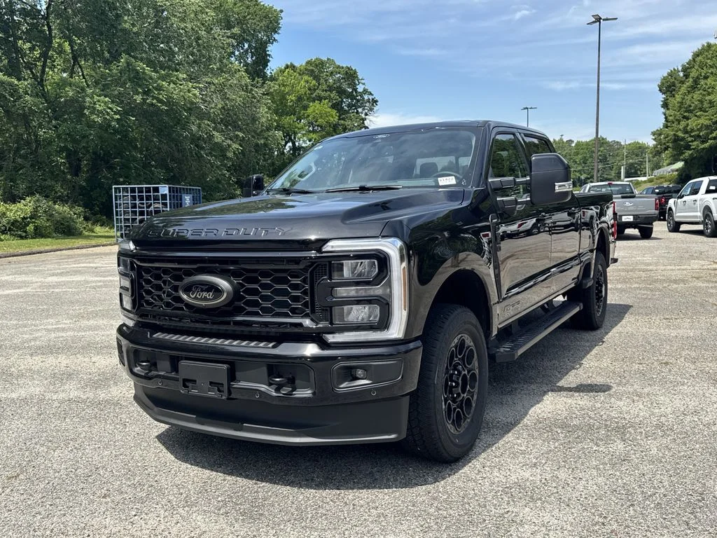 New 2026 Black Ford Lariat image 3