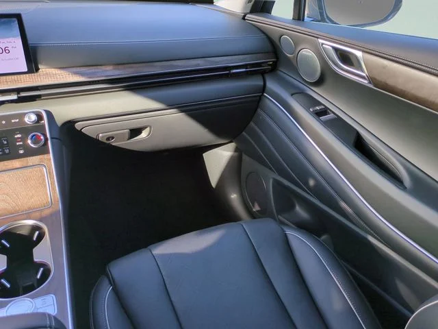 Used 2025 Silver Genesis 3.5T Advanced image 14