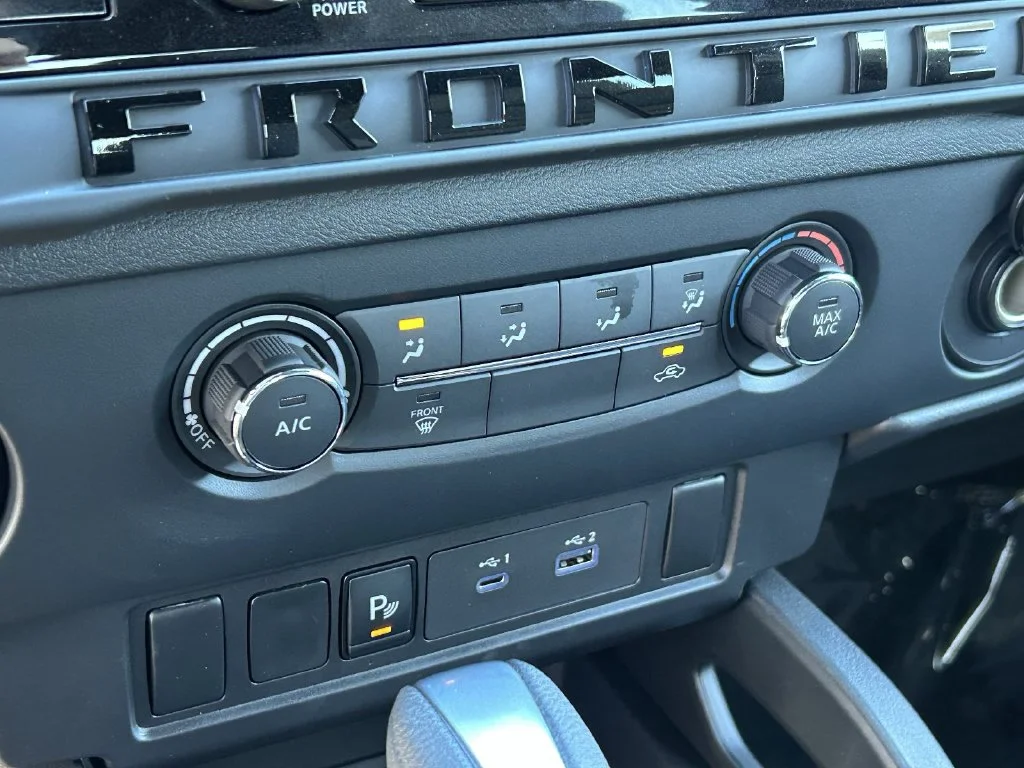 New 2027 Glacier White Nissan Crew Cab SV image 24