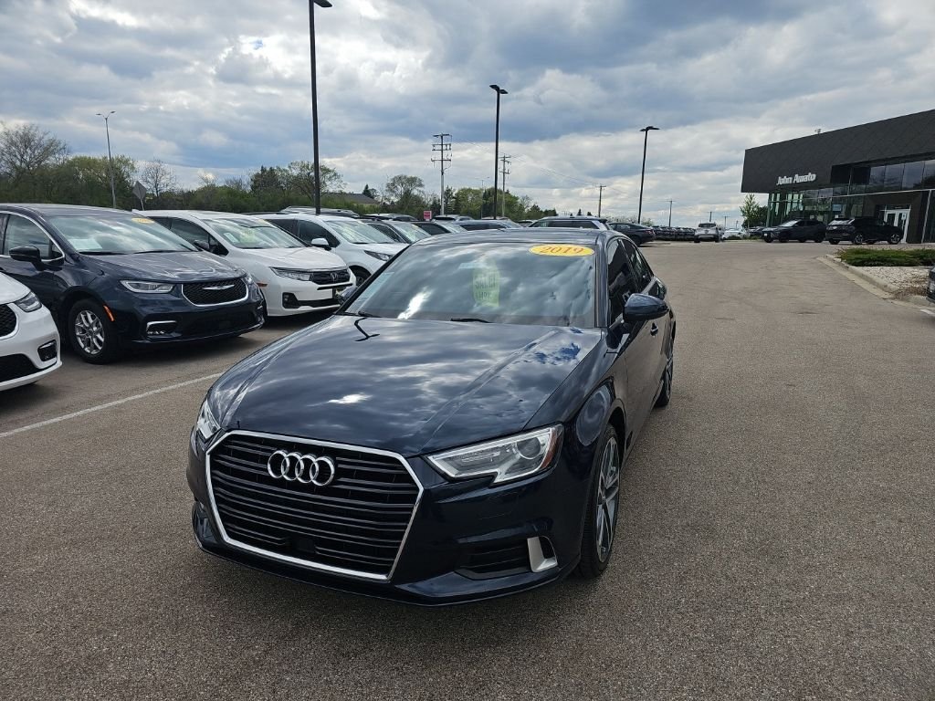 2019 Audi A3 2.0T FWD S tronic Premium's photo
