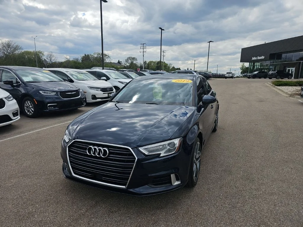 2019 Audi A3 2.0T FWD S tronic Premium's photo