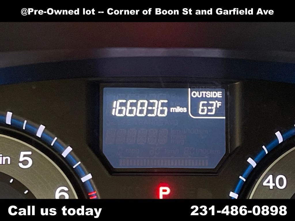 Used 2012  Honda EX-L image 23