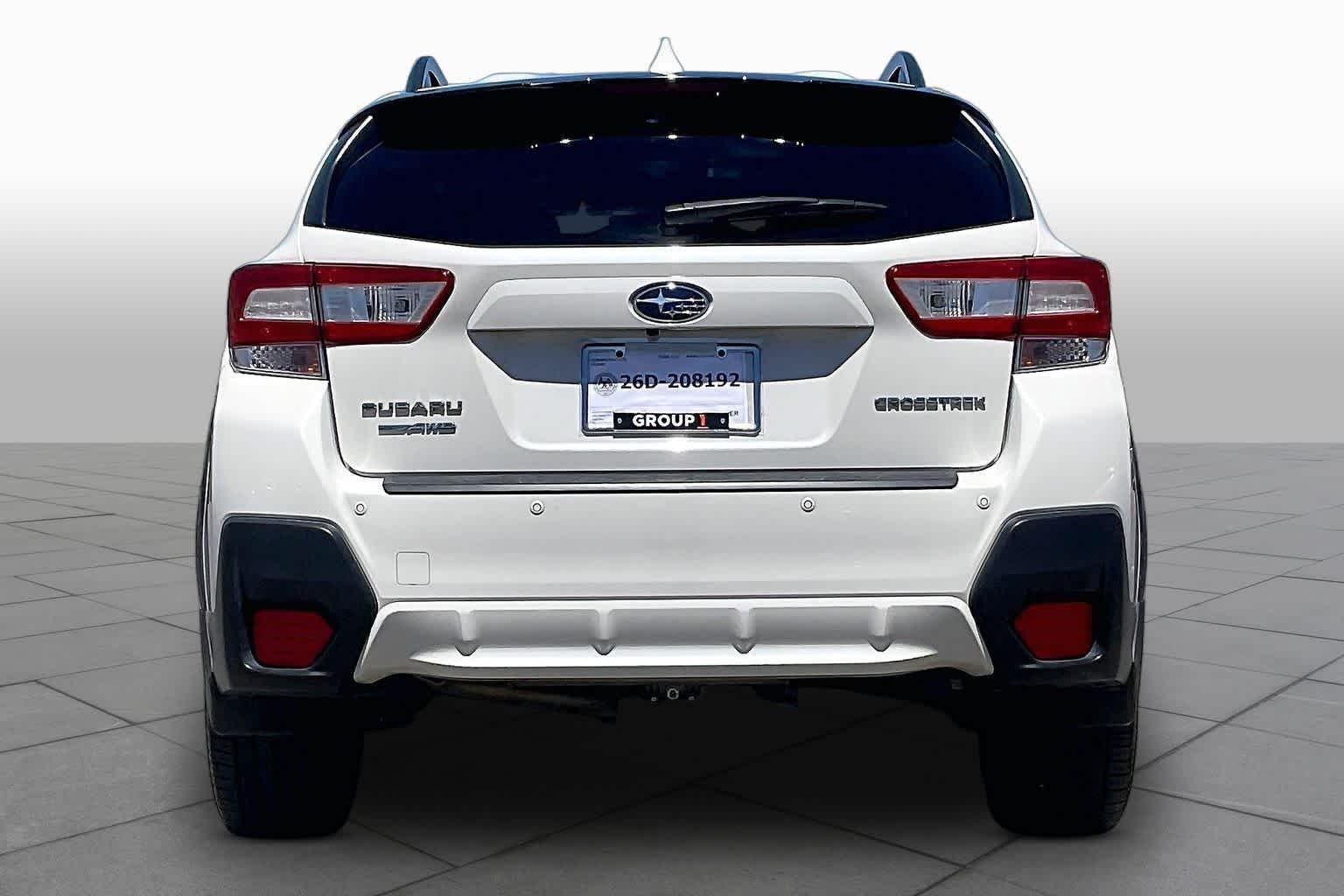 Used 2019 Crystal White Pearl Subaru Limited image 5