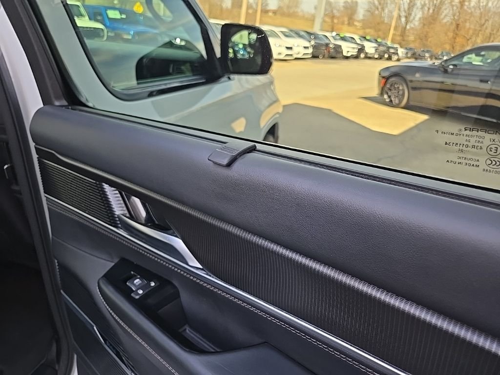 Used 2024 White/off-white Jeep Series II image 93