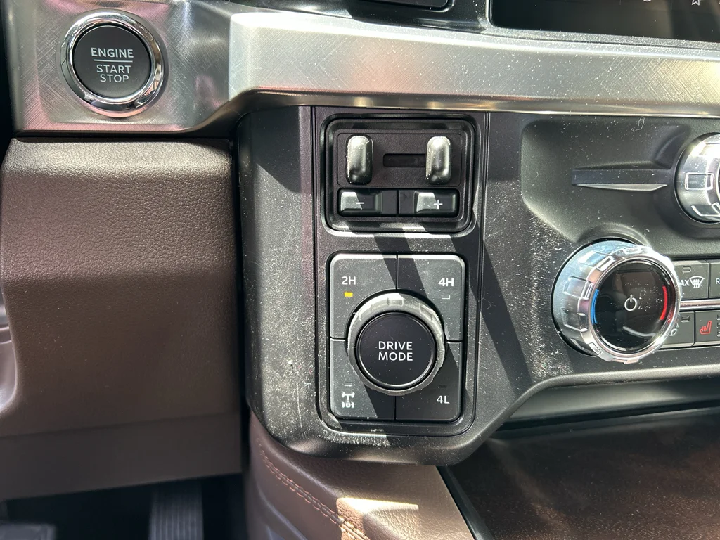 New 2026 Star White Metallic Tri-Coat Ford F-350® King Ranch® image 14