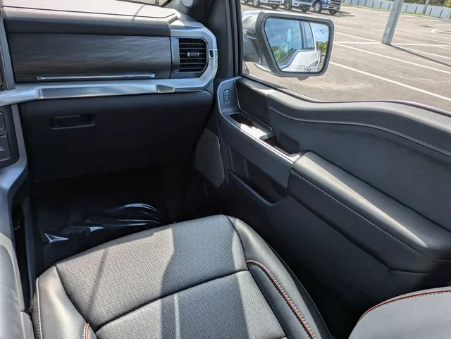 New 2026 Oxford White Ford Lariat® image 17