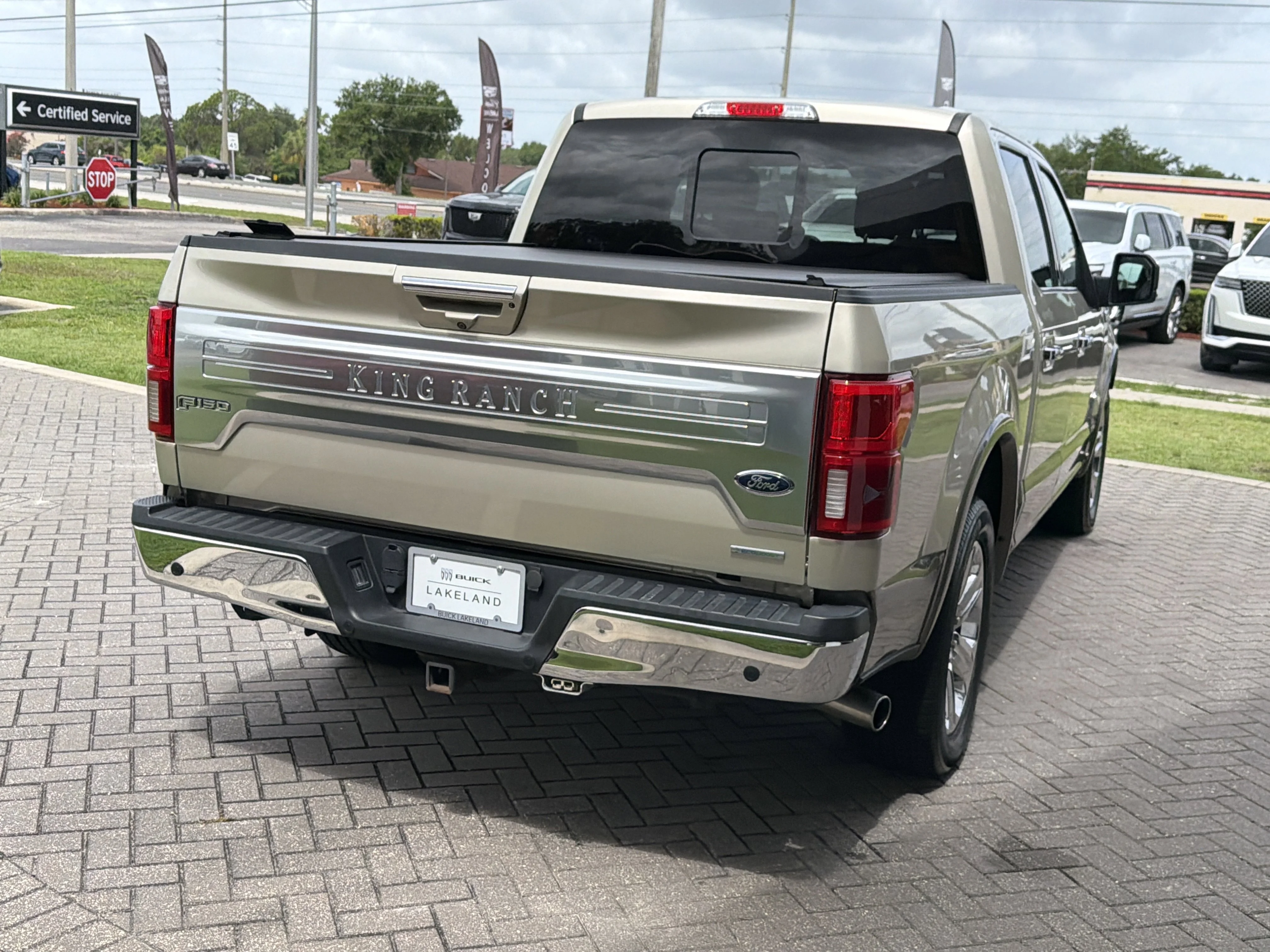Used 2018 White Gold Ford King Ranch image 6