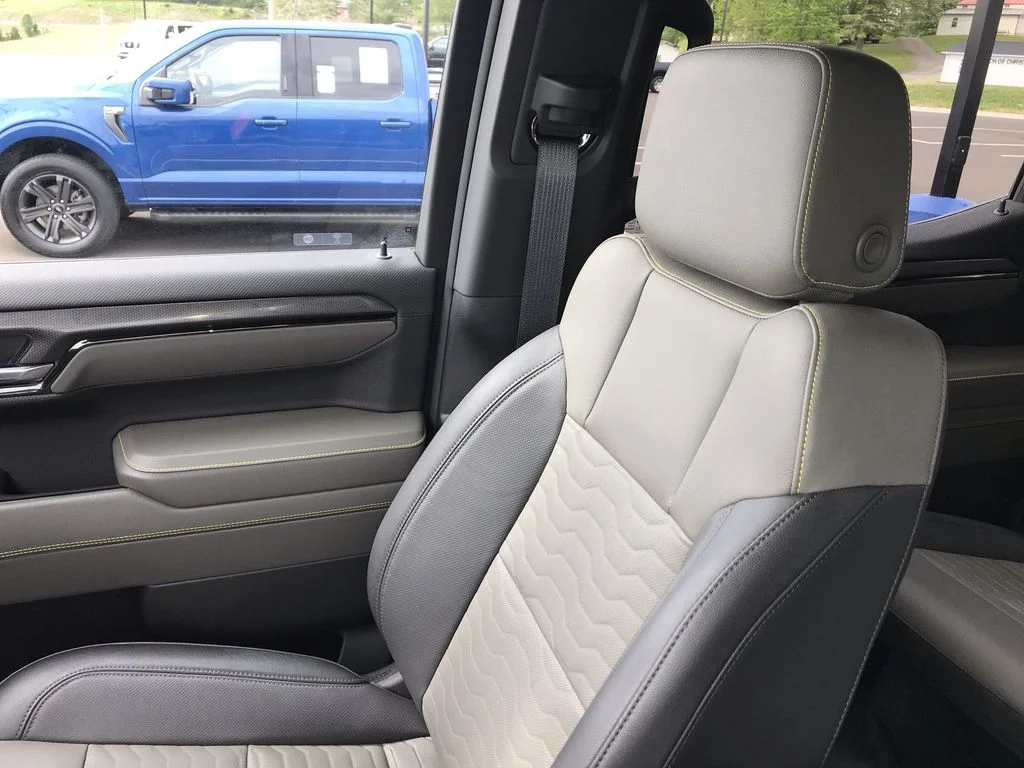 Used 2023 Gray Chevrolet ZR2 image 24