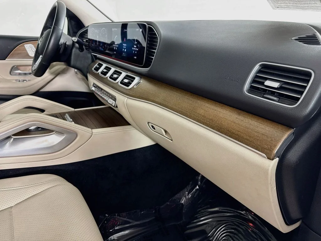 Used 2022 White Mercedes-Benz GLE 350 image 30