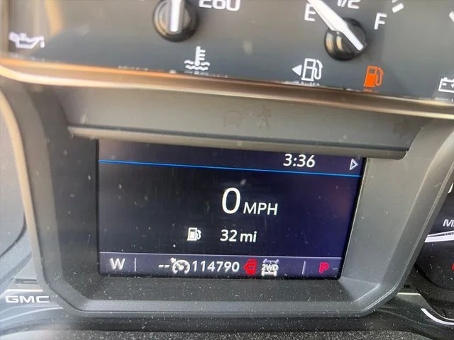 Used 2020 Black GMC SLE image 16