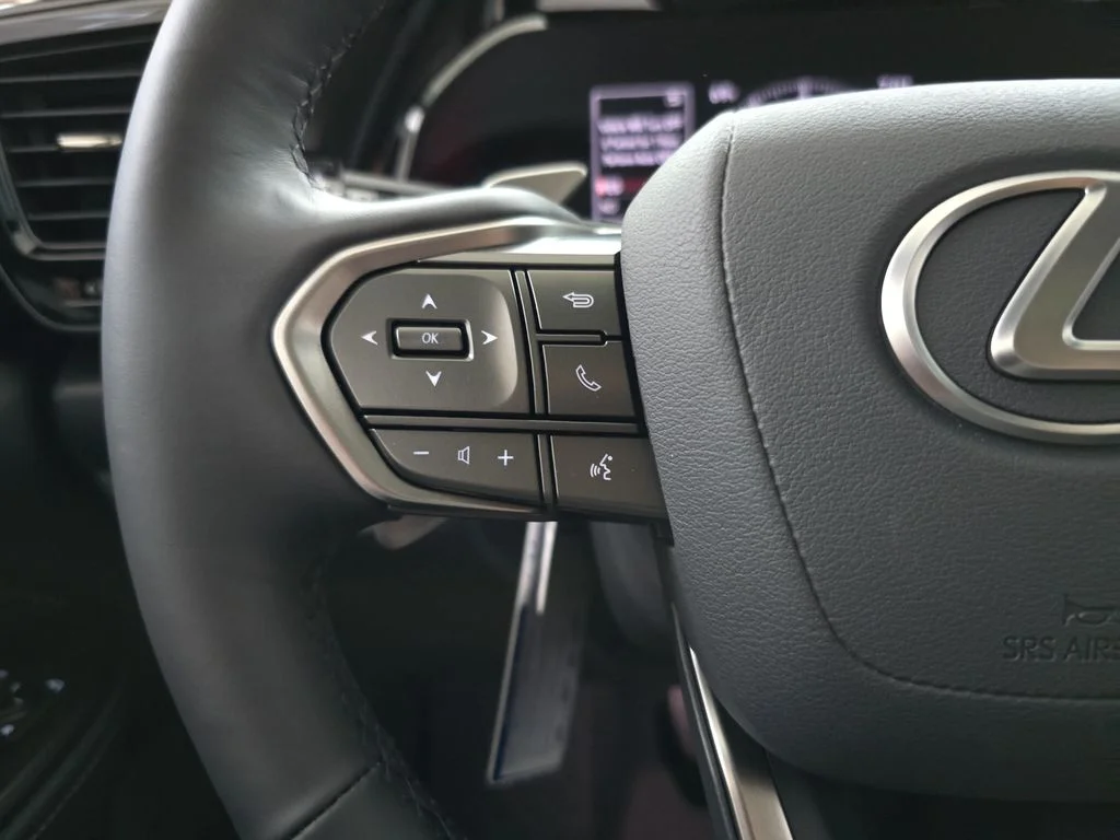 New 2026 Ultra White Lexus PREMIUM image 17