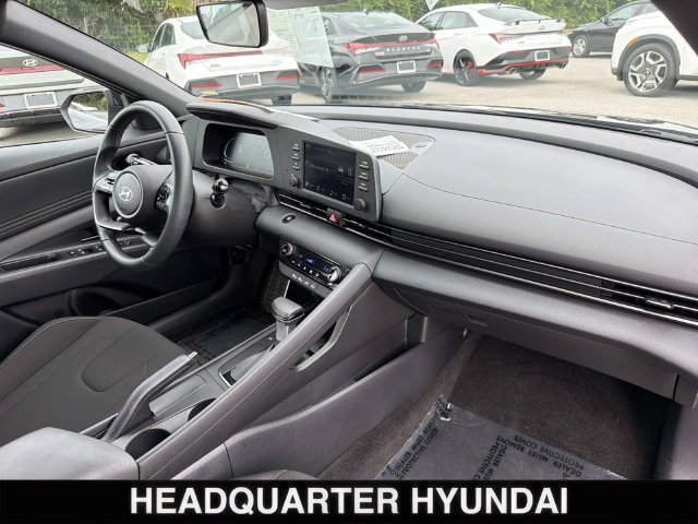 Used 2026 Gray Hyundai SEL Sport image 15