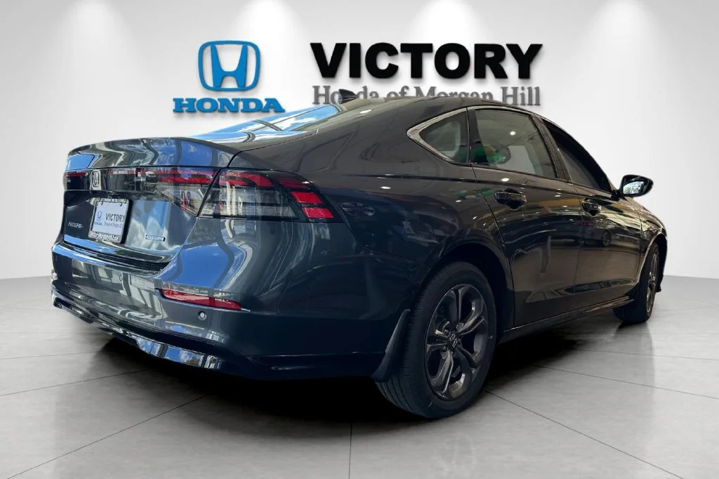 New 2026 Meteorite Gray Metallic Honda EX-L image 4