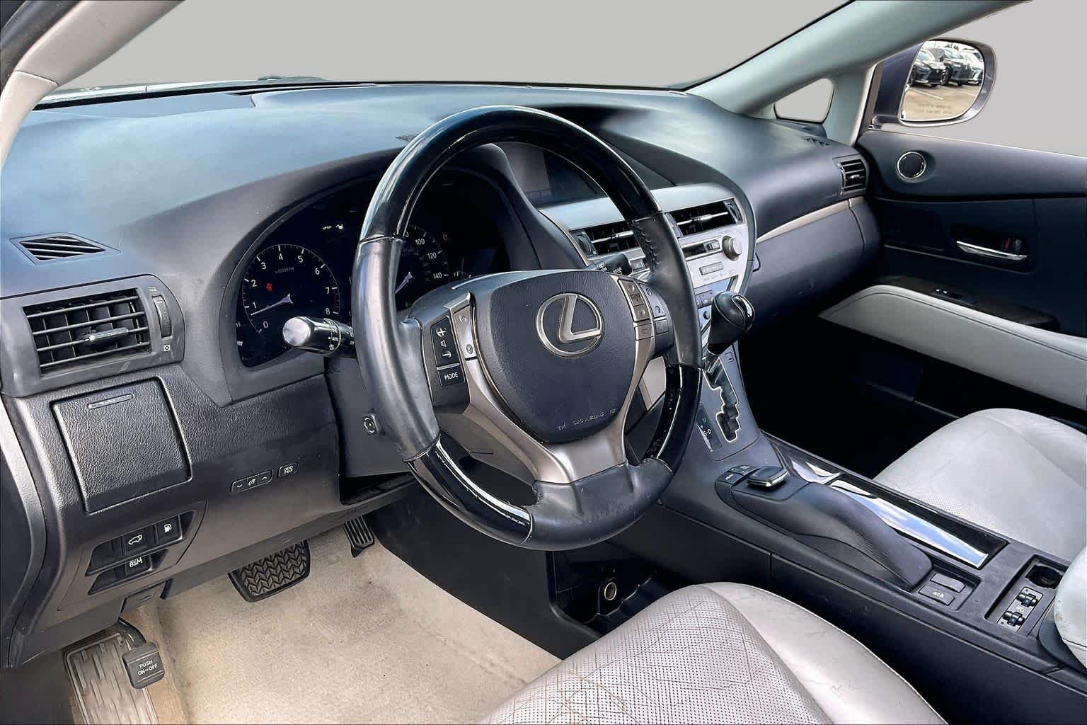 Used 2015 Nebula Gray Pearl Lexus  image 15