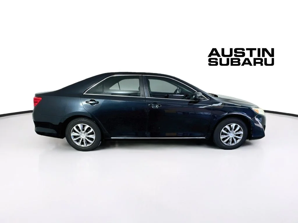 Used 2013 Gray Toyota LE image 8