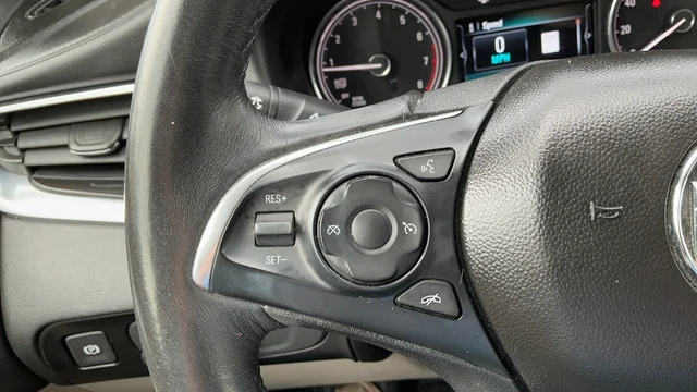 Used 2018 White Buick Essence image 12
