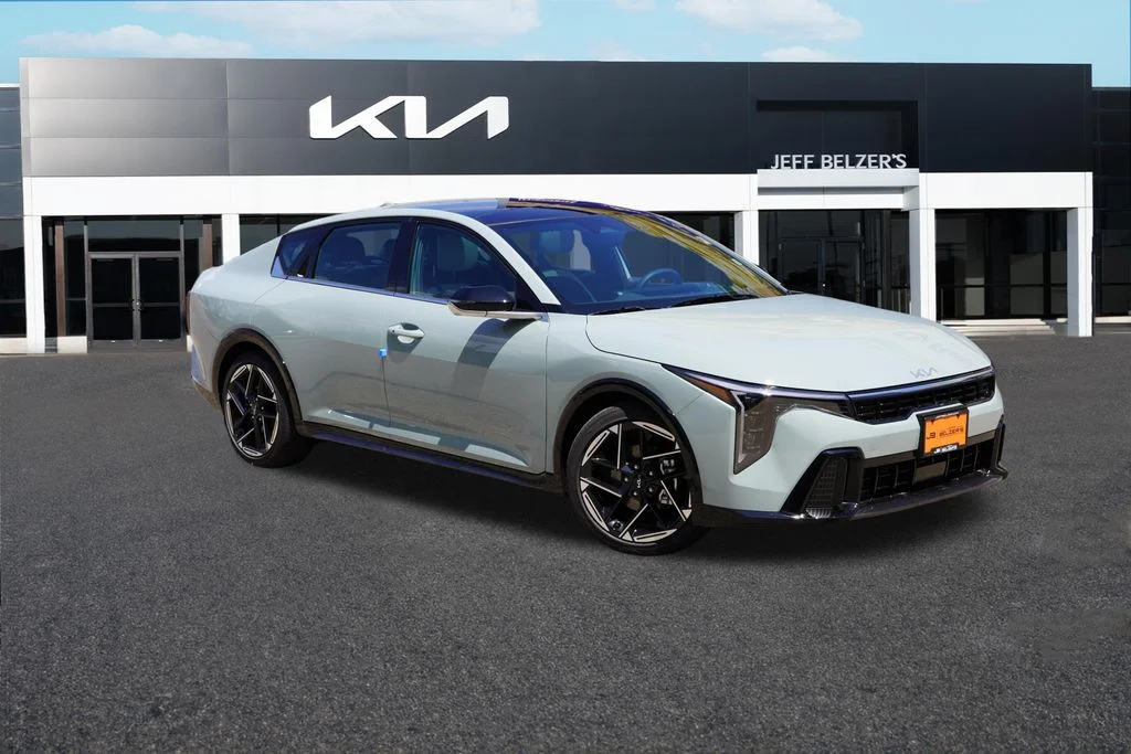 2026 Kia K4 GT-Line AT's photo