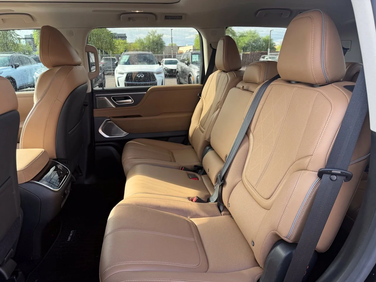 Certified Used 2025 Mineral Black INFINITI Sensory image 9