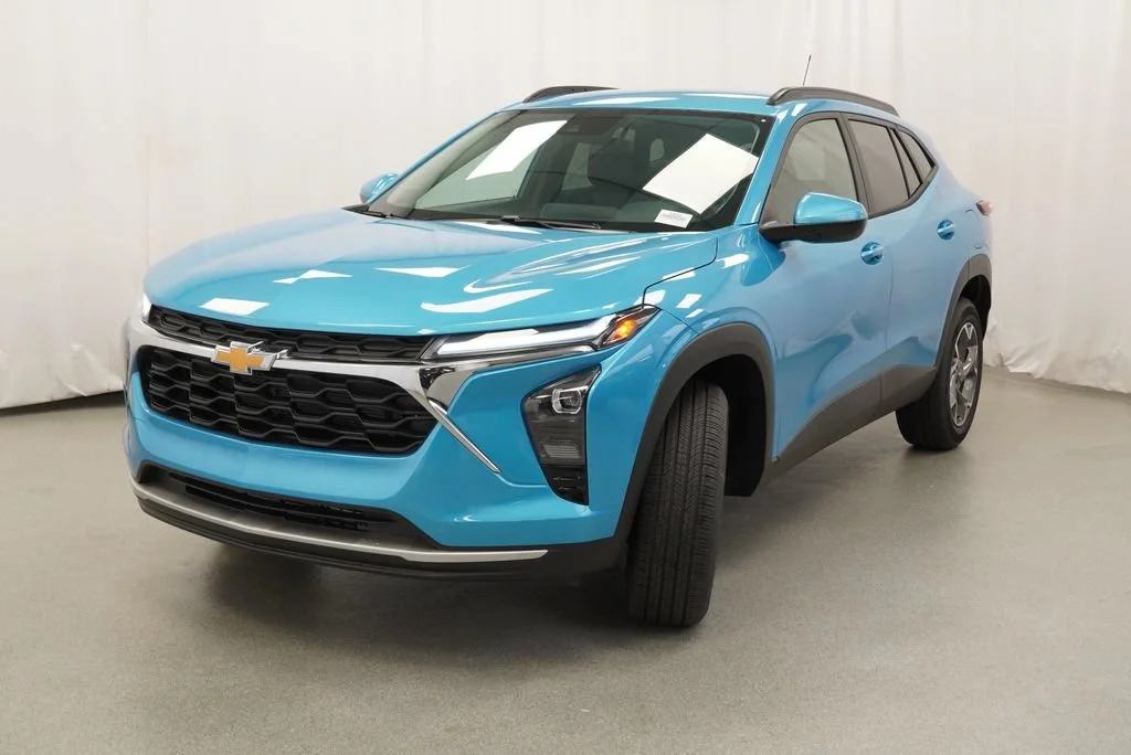 New 2026 Marina Blue Metallic Chevrolet LT image 4