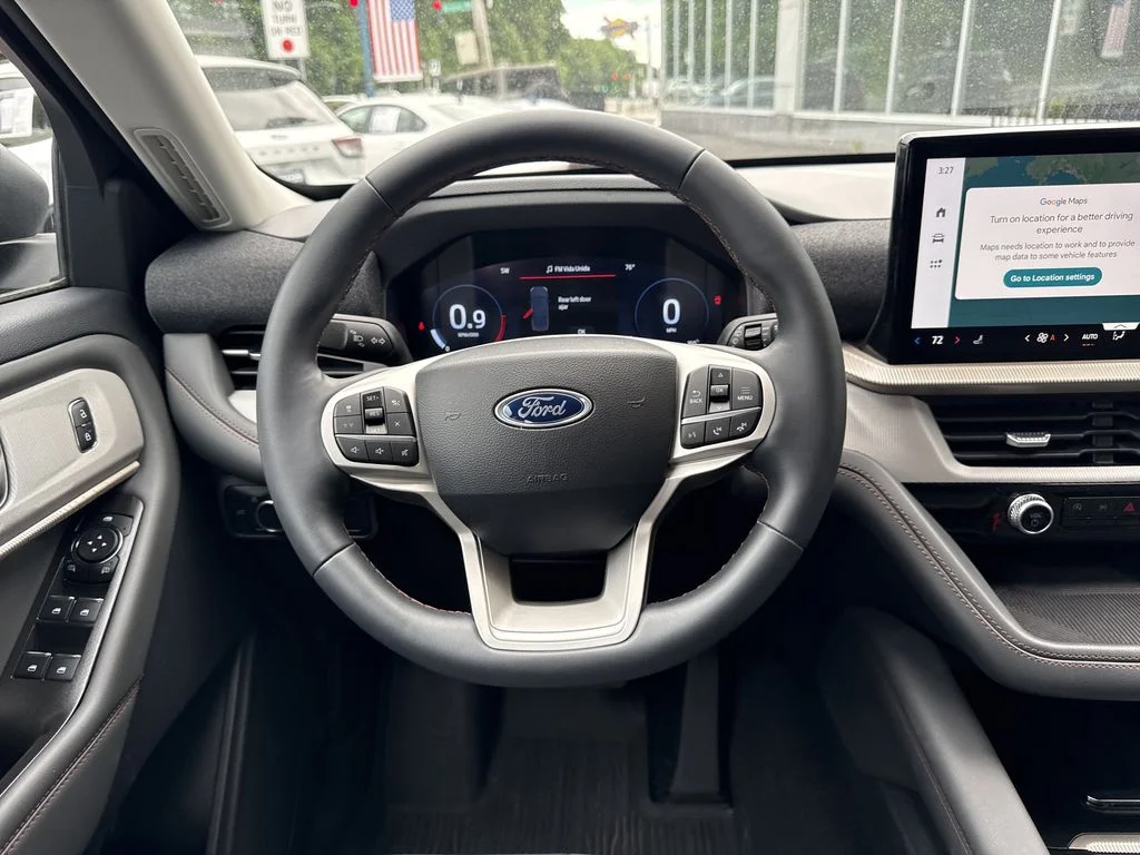 Used 2025 Carbonized Gray Metallic Ford Active image 12