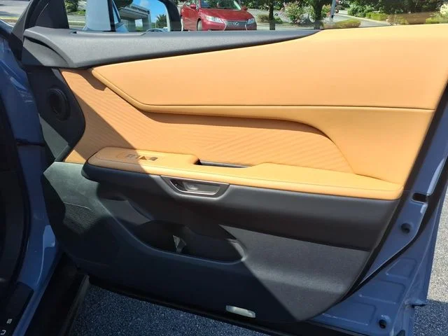 New 2026 Wavelength Lexus PREMIUM image 18
