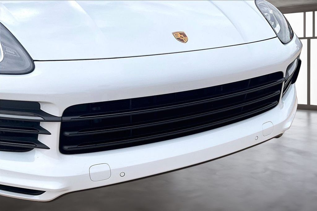 Used 2023 White Porsche Platinum Edition image 28