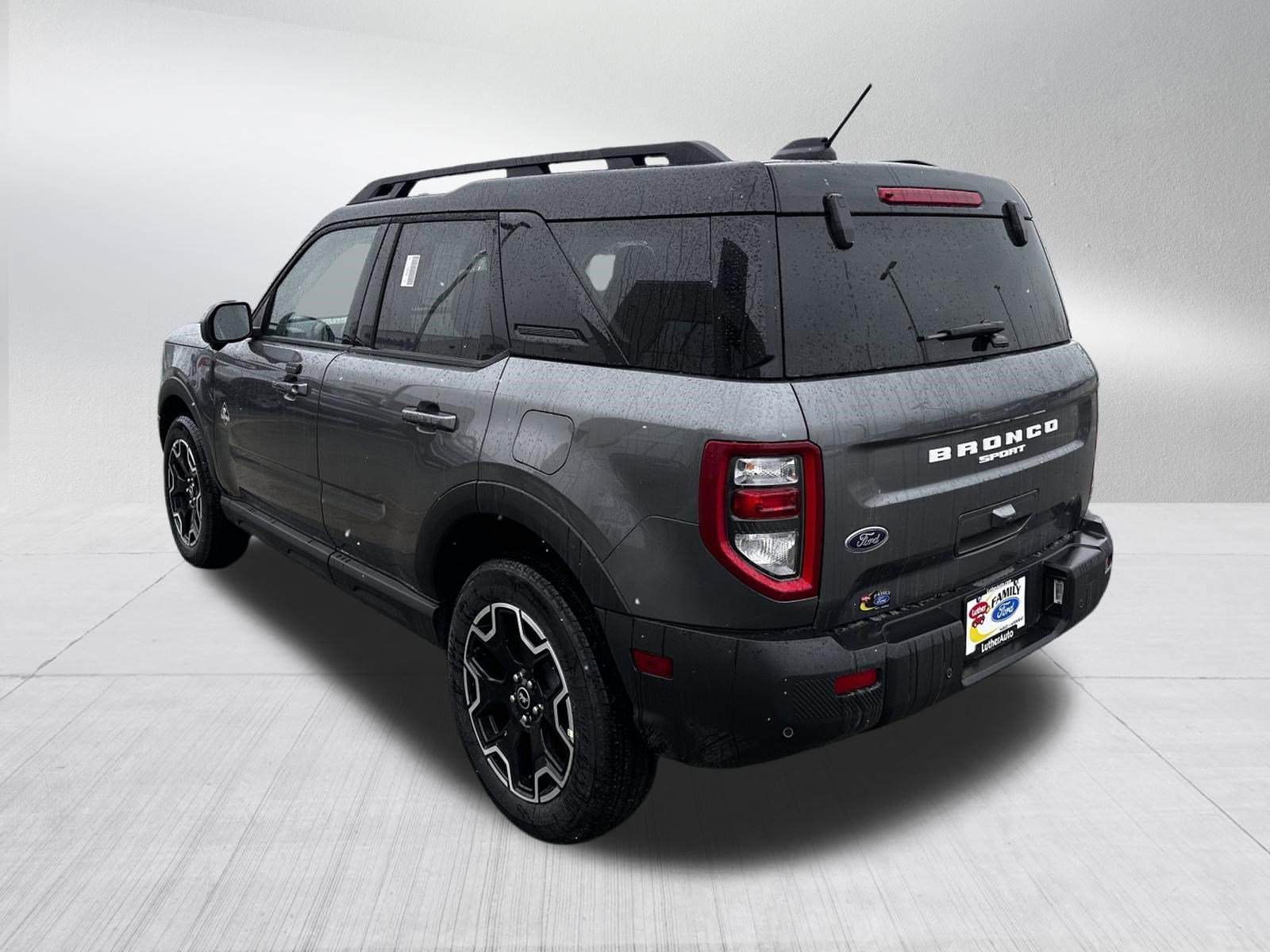 New 2025 Carbonized Gray Metallic Ford Outer Banks image 3