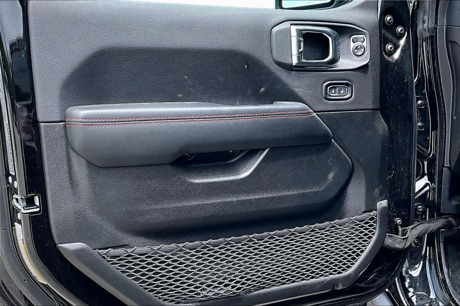 Used 2025 Black Clearcoat Jeep Rubicon X image 22