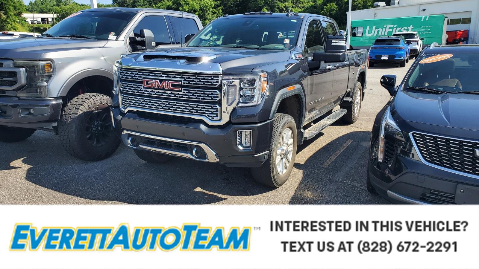 2020 GMC Sierra Denali 4WD Crew Cab Standard Box's photo