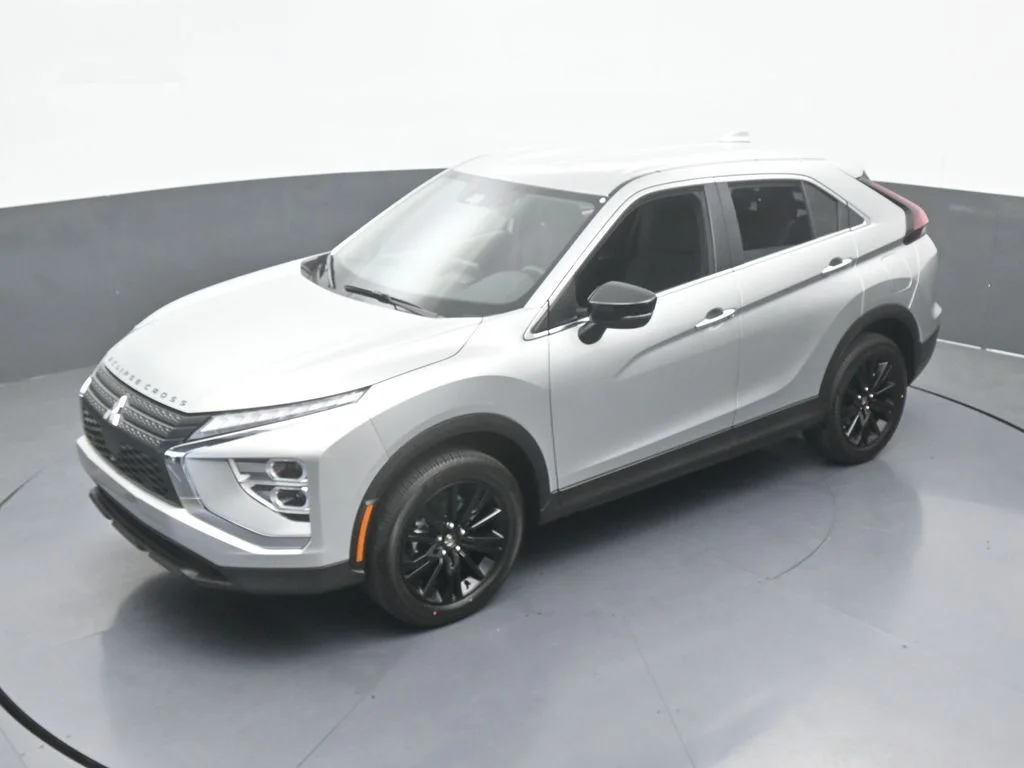 New 2026 Silver Mitsubishi LE 1.5T S-AWC image 46