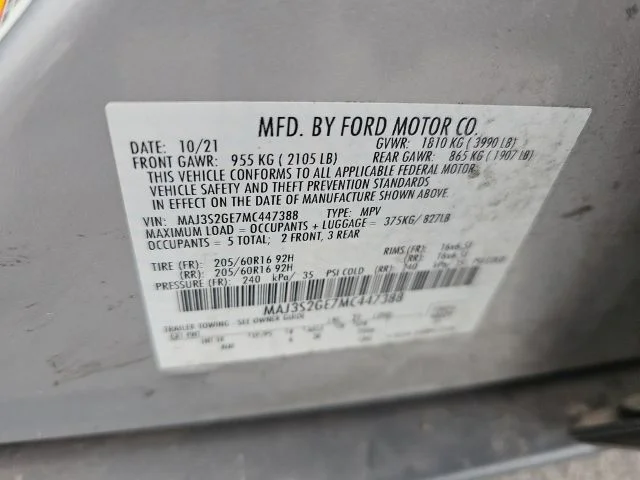 Certified Used 2021 Silver Ford SE image 21